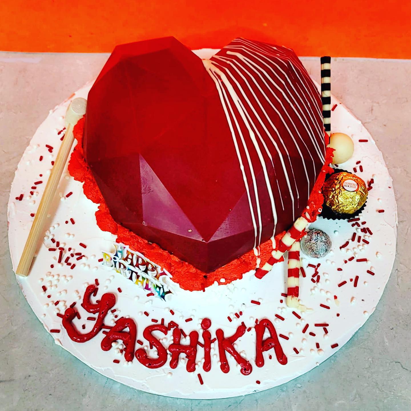 Piñata Cakes